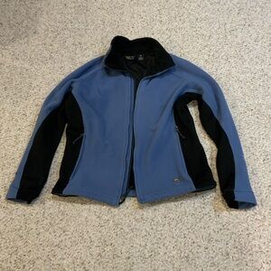 Mountain Hardwear Blue and Black Fleece Jacket